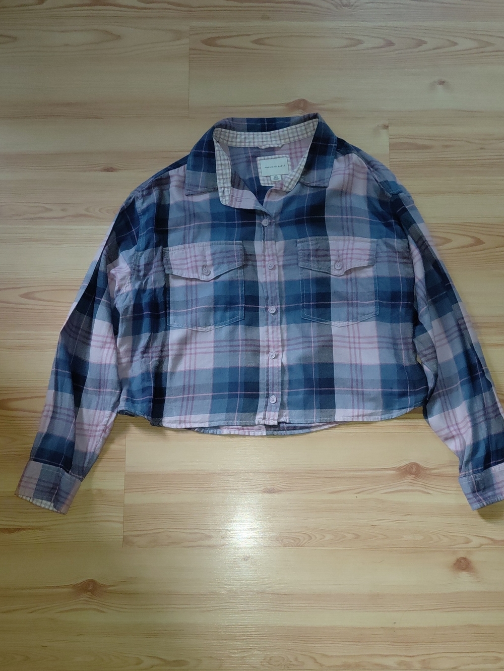 American Eagle Boxy/Cropped Plaid Button-Front Flannel Shirt- Pink & Blue